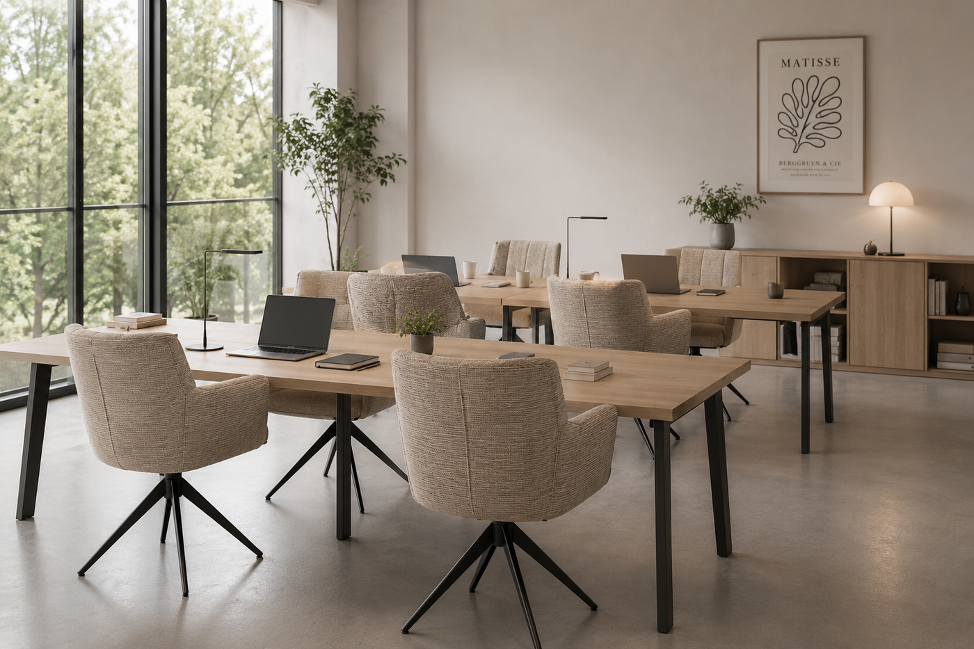 Collaborative Light Office Space with [