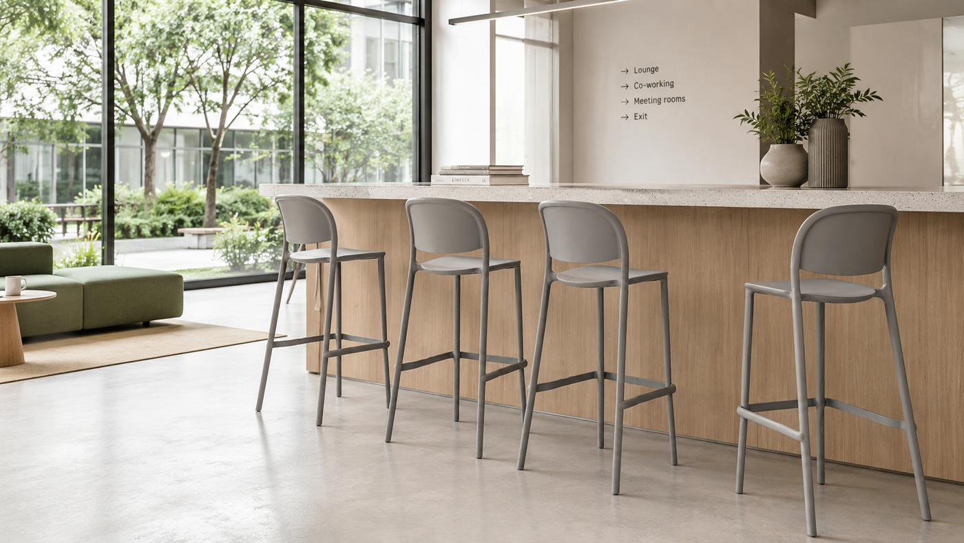 Modern Lounge Counter Seating with Full-Back PP Bar Stools with [